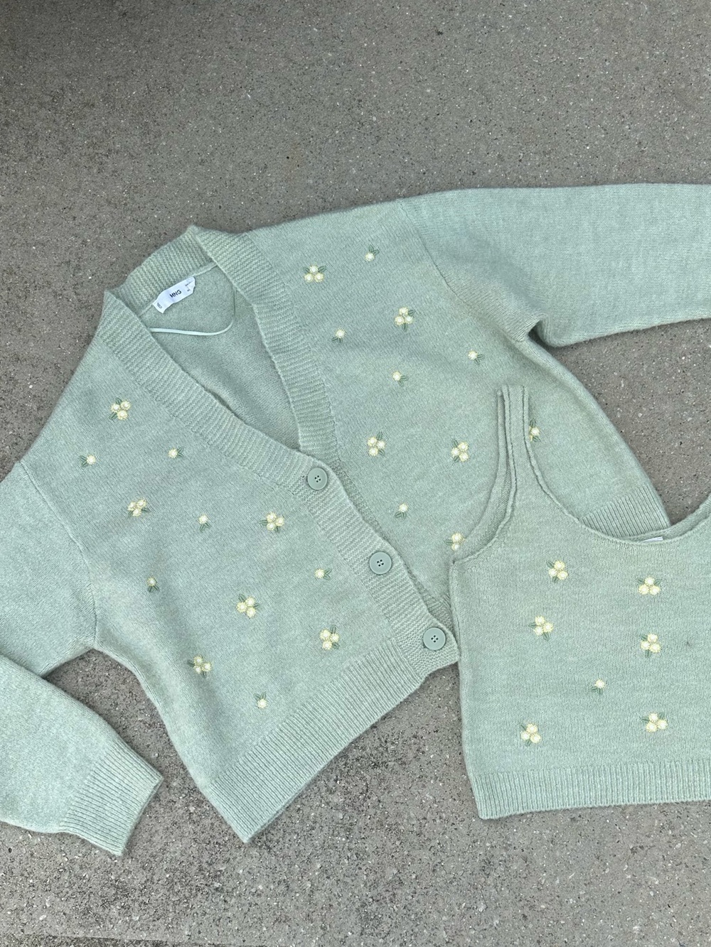 Mango Flowers embroidery Cardigan Set